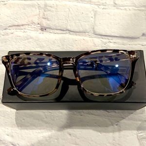 Blue Light Glasses (tourtoise) - brand new in package
